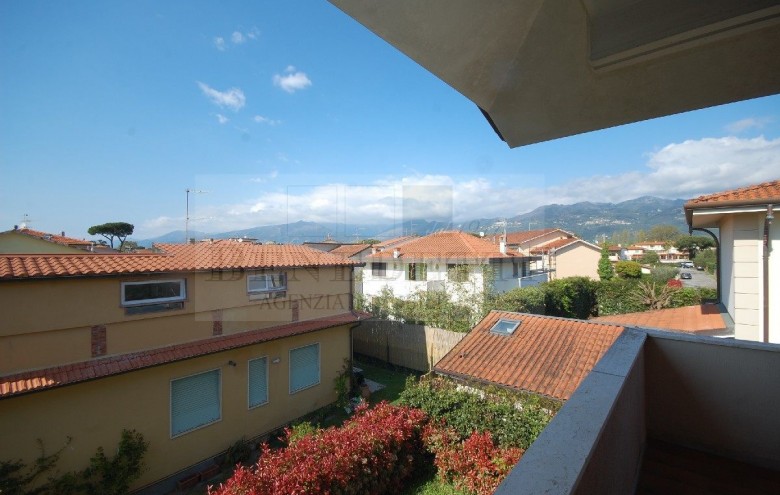 Villetta a schiera in vendita a Pietrasanta