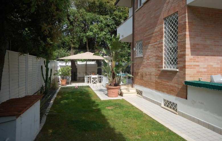 Villetta a schiera in vendita a Pietrasanta