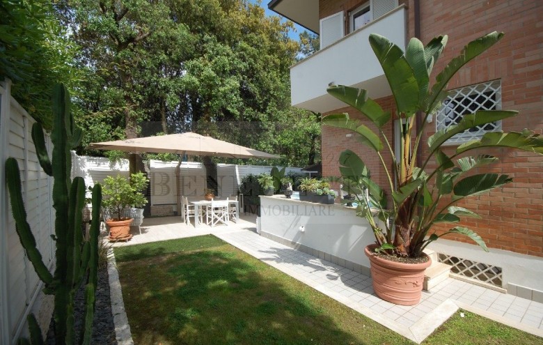 Villetta a schiera in vendita a Pietrasanta