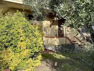 Bifamiliare in vendita a Capezzano Pianore