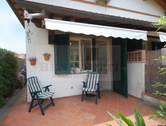 Villetta a schiera in vendita a Marina di Pietrasanta