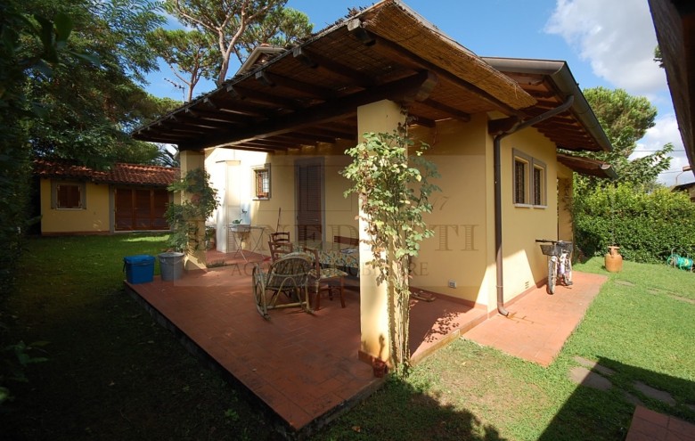 Terratetto in vendita a Pietrasanta
