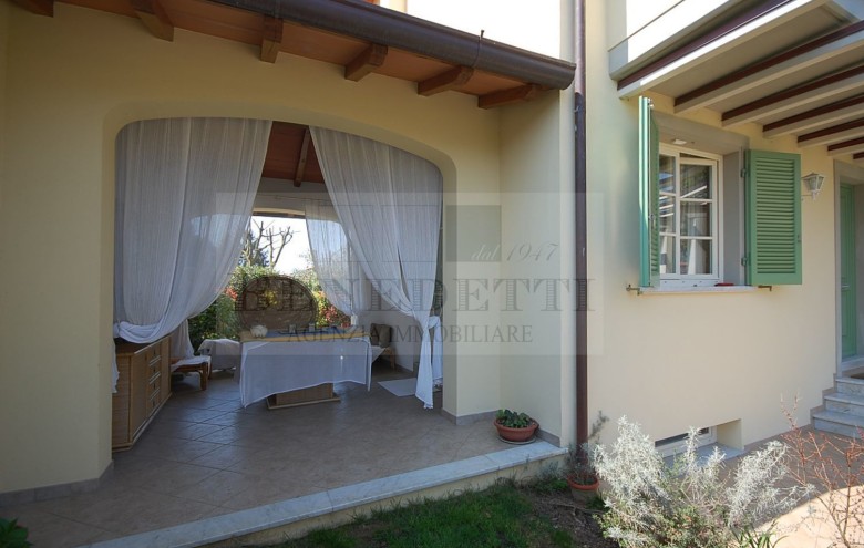 Villetta a schiera in vendita a Pietrasanta