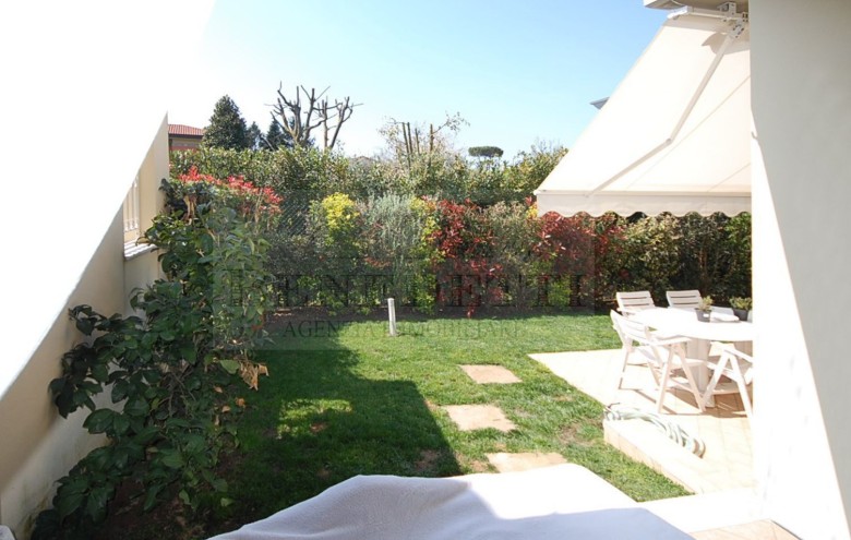 Villetta a schiera in vendita a Pietrasanta