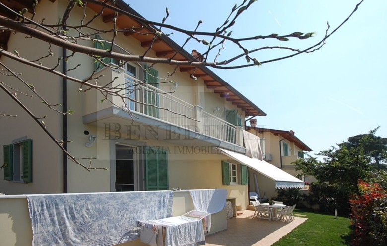 Villetta a schiera in vendita a Pietrasanta