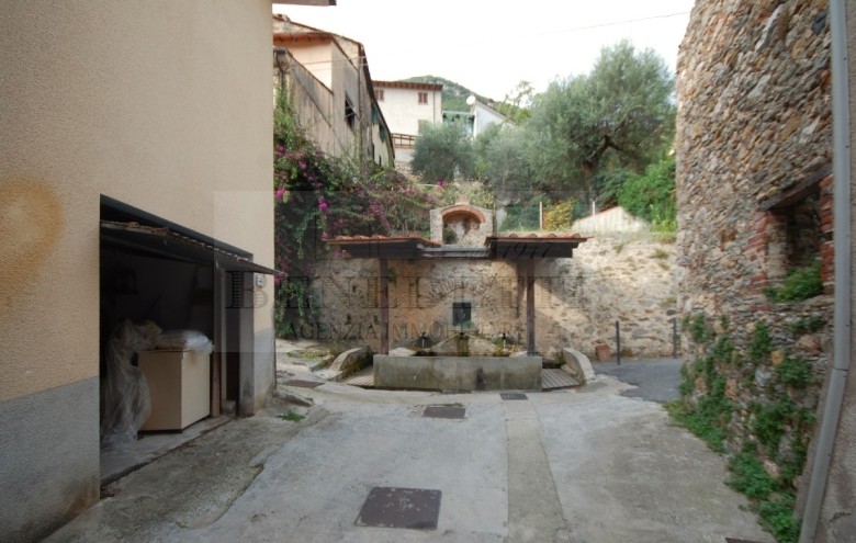 Terratetto in vendita a Pietrasanta