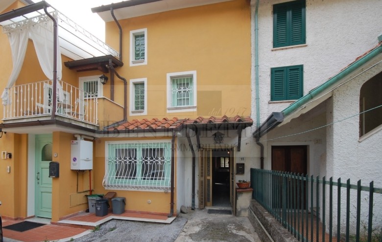 Terratetto in vendita a Pietrasanta