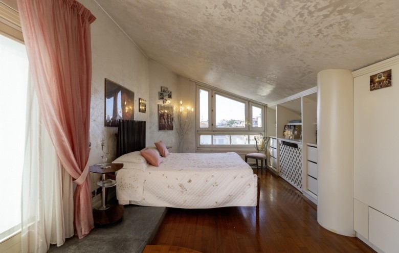 Villa singola in vendita a Camaiore