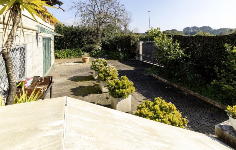 Villa singola in vendita a Camaiore