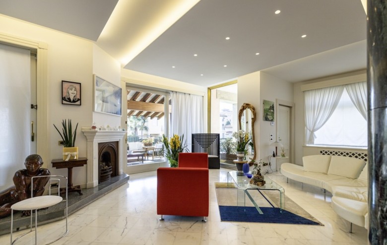 Villa singola in vendita a Camaiore