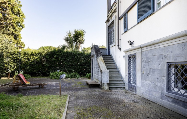 Villa singola in vendita a Camaiore