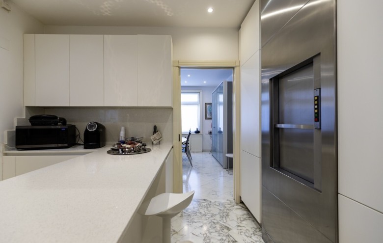 Villa singola in vendita a Camaiore