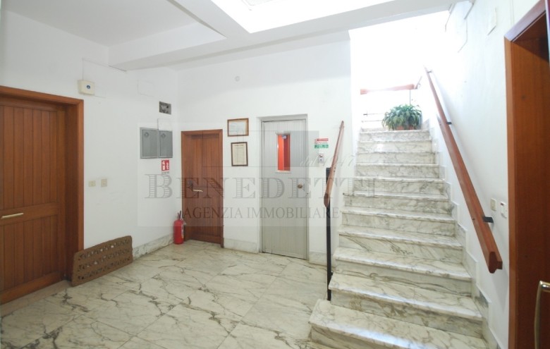 Appartamento in vendita a Viareggio