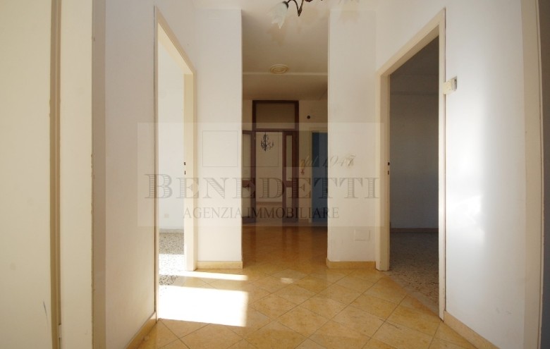 Appartamento in vendita a Viareggio