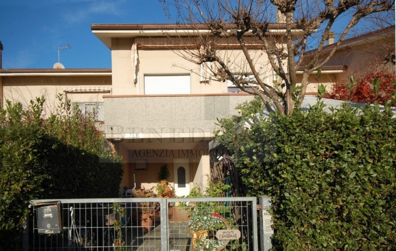 Terratetto in vendita a Pietrasanta