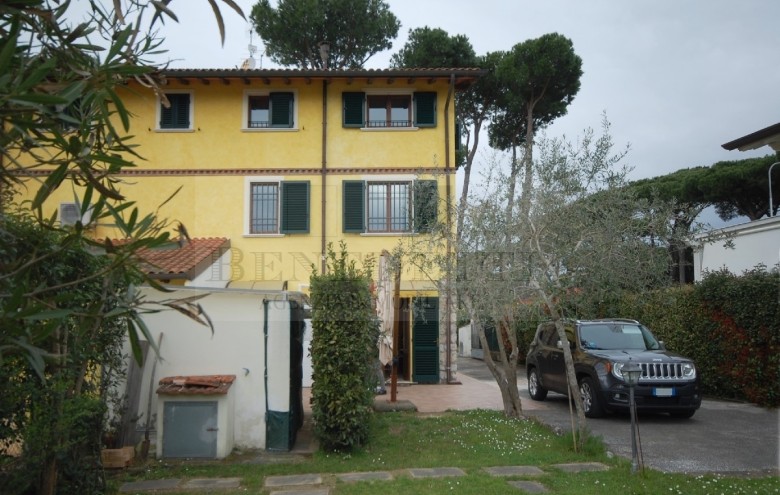 Villetta a schiera in vendita a Pietrasanta