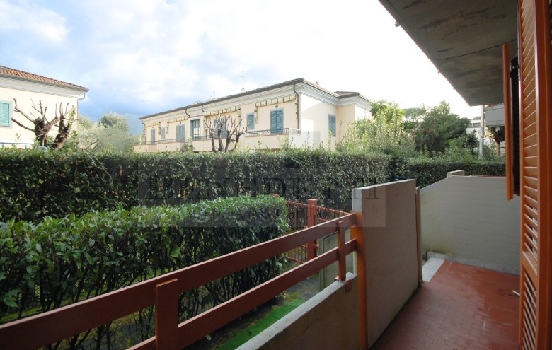 Appartamento in vendita a Massa
