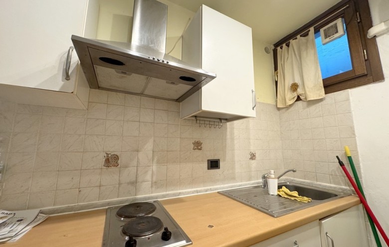 Appartamento in vendita a Viareggio