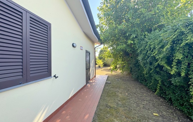 Villa singola in vendita a Viareggio