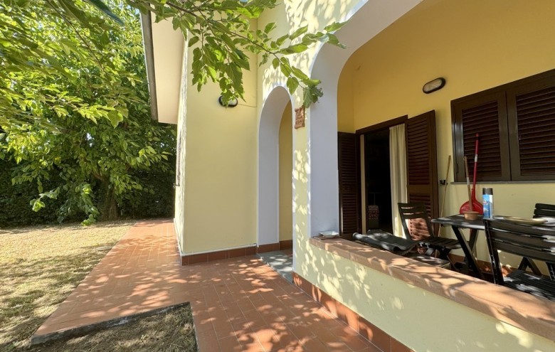 Villa singola in vendita a Viareggio