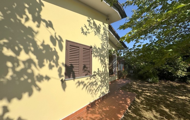 Villa singola in vendita a Viareggio
