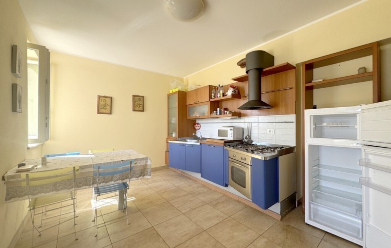 Appartamento in vendita a Viareggio
