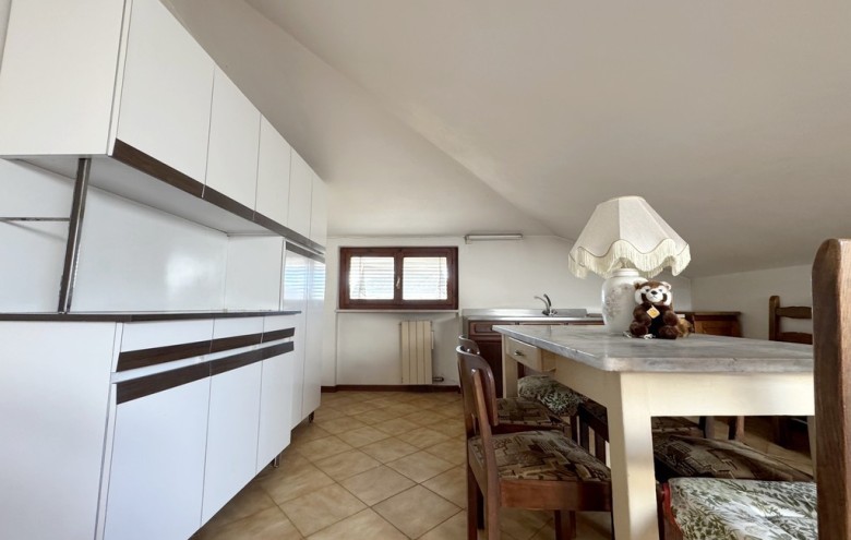 Appartamento in vendita a Viareggio