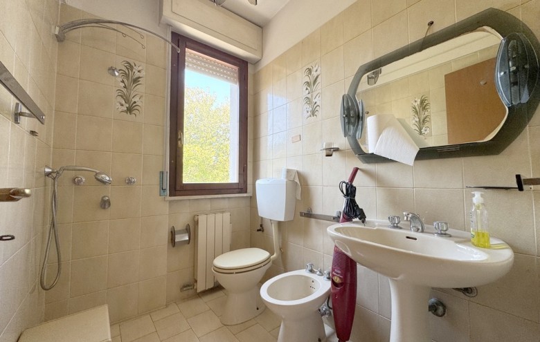 Appartamento in vendita a Viareggio