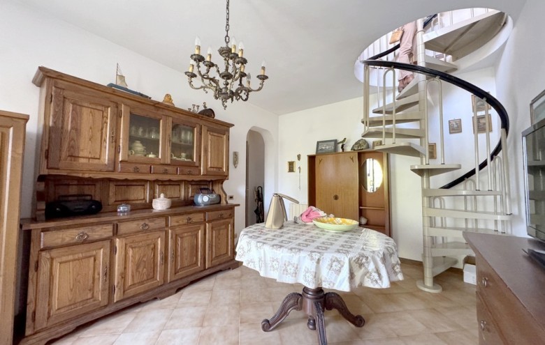 Appartamento in vendita a Viareggio