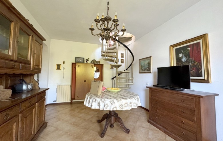 Appartamento in vendita a Viareggio