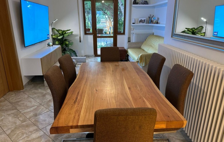 Appartamento in vendita a Viareggio