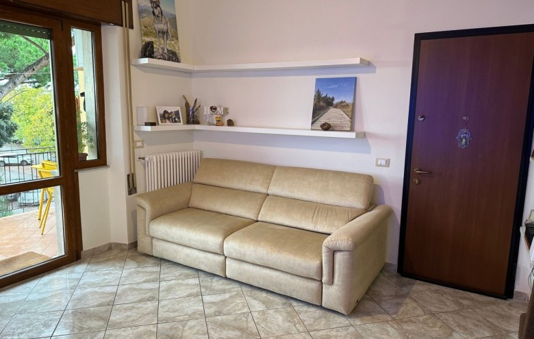 Appartamento in vendita a Viareggio