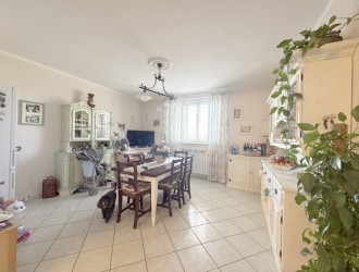 Appartamento in vendita a Torre del Lago