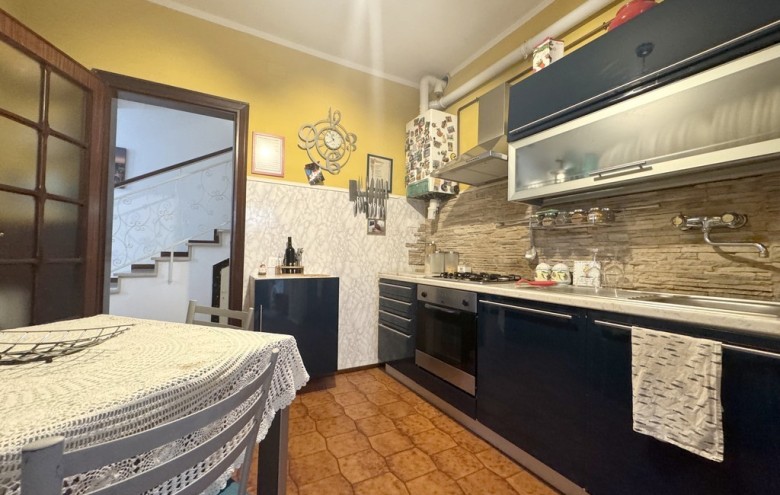 Bifamiliare in vendita a Viareggio