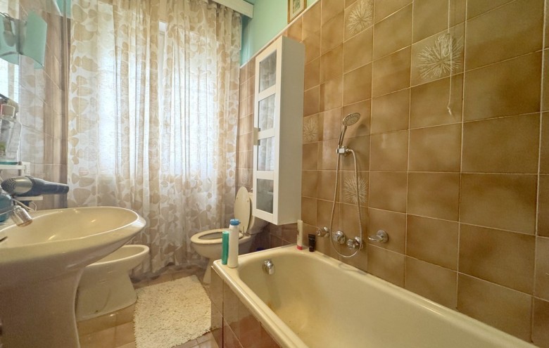 Bifamiliare in vendita a Viareggio