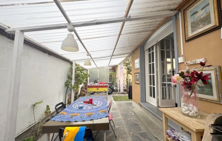 Bifamiliare in vendita a Viareggio