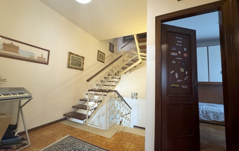 Bifamiliare in vendita a Viareggio