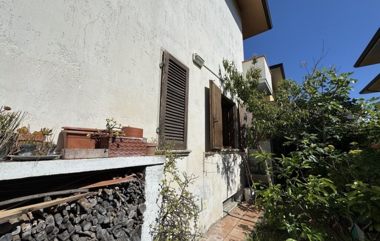 Villa singola in vendita a Viareggio