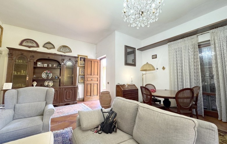 Villa singola in vendita a Viareggio