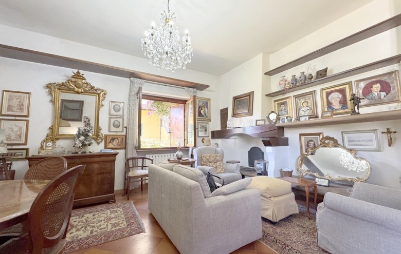 Villa singola in vendita a Viareggio