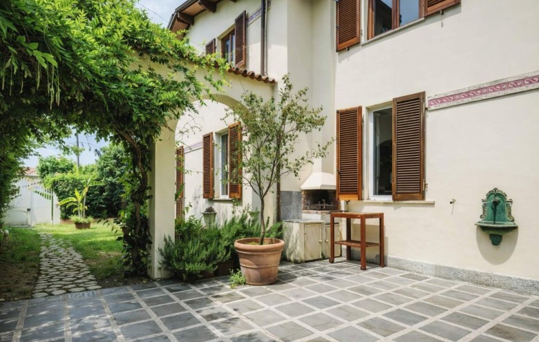 Villa singola in vendita a Pietrasanta