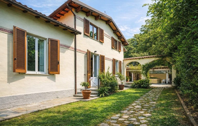 Villa singola in vendita a Pietrasanta