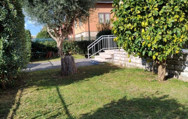 Villa singola in vendita a Pietrasanta