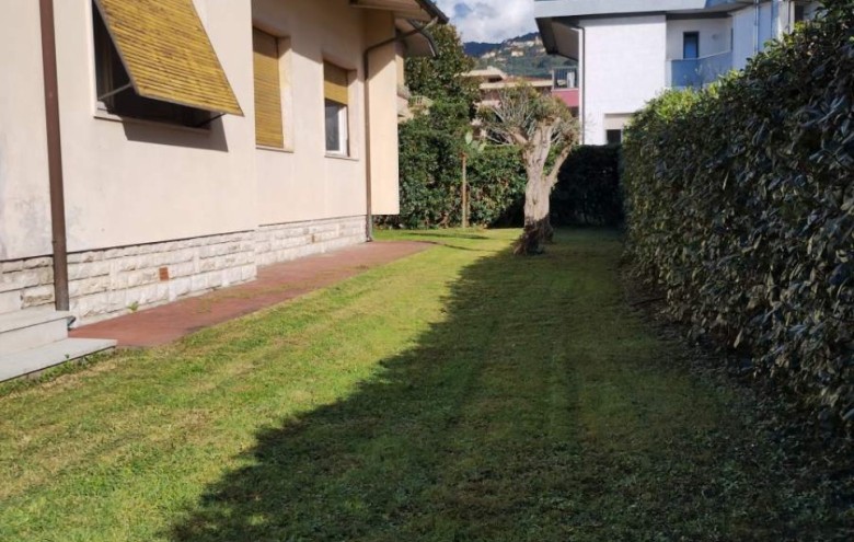 Villa singola in vendita a Pietrasanta