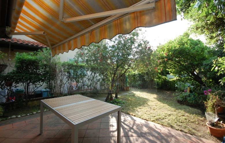 Villetta a schiera in vendita a Pietrasanta