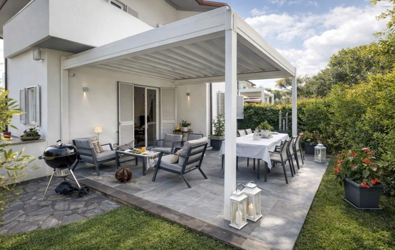 Bifamiliare in vendita a Pietrasanta