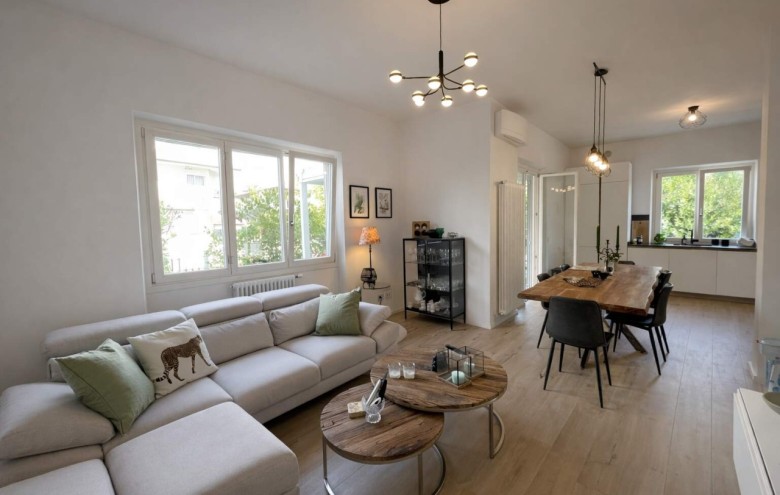 Bifamiliare in vendita a Pietrasanta