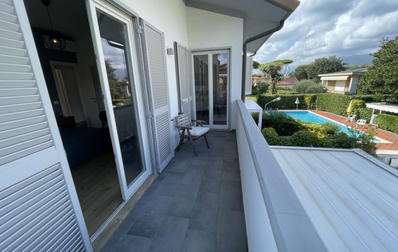 Bifamiliare in vendita a Pietrasanta