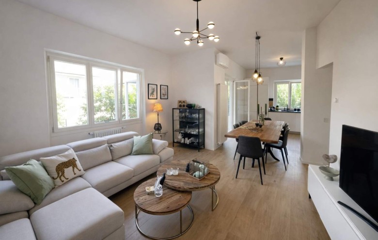 Bifamiliare in vendita a Pietrasanta