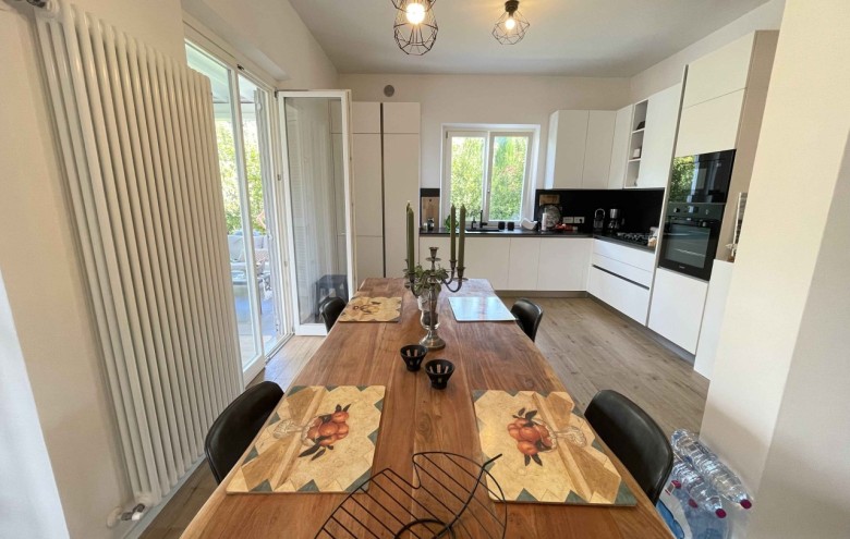 Bifamiliare in vendita a Pietrasanta